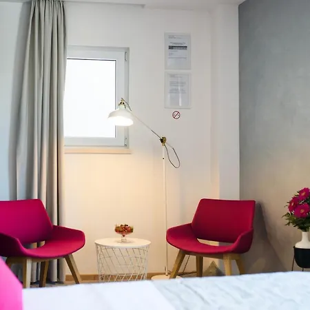 Ora Luxury Gæstehus 4*