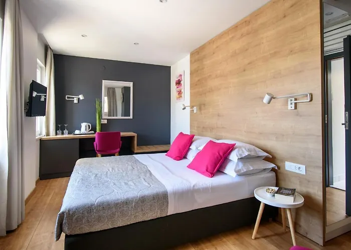 Vendégház Ora Luxury 4*