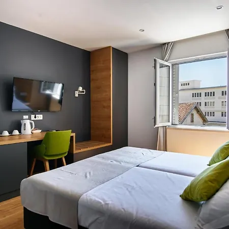 Ora Luxury Affittacamere 4*