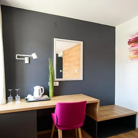 Ora Luxury ゲストハウス